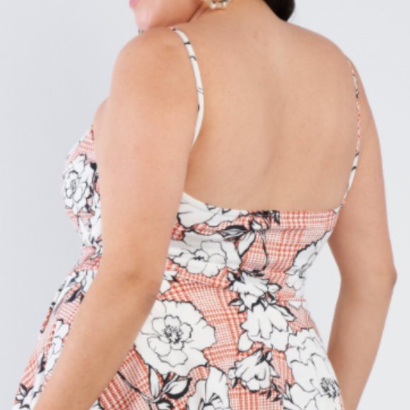 Floral Short Skort Mini V-Neck Romper – Plus (1X, 2X, 3X) - Picture 8 of 9